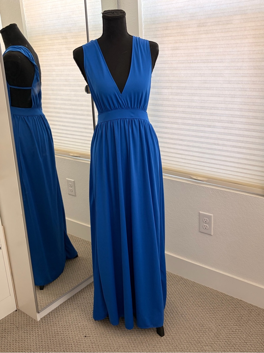 Deep Blue V-Neck Maxi Dress with Defined Waist